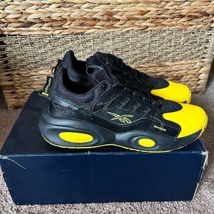 Men’s black and yellow Allen Iverson Reebok size 10